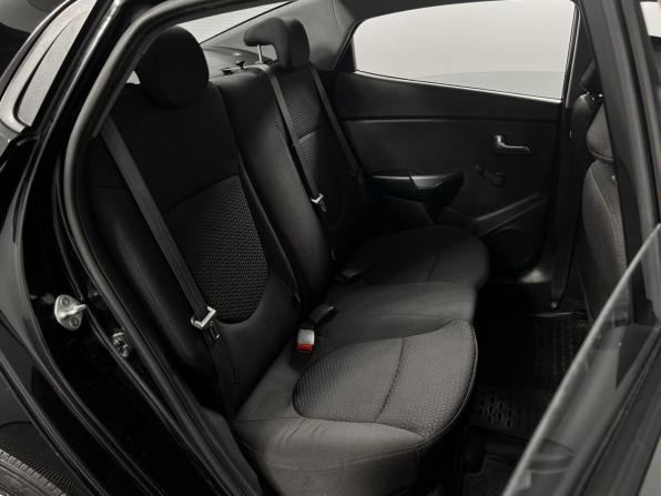 Kia Rio III Рестайлинг с пробегом 2015 года, цена 785 200 рублей, 167676 км, седан, Автокод Объявления