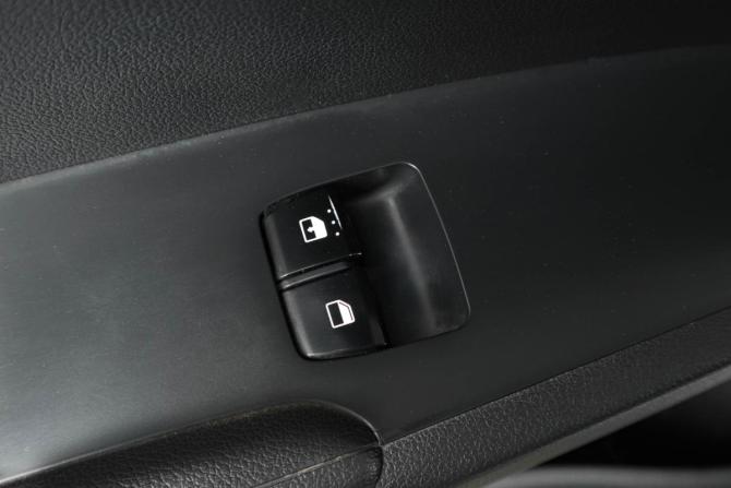 Hyundai Solaris II с пробегом 2018 года, цена 859 000 рублей, 164746 км, седан, Автокод Объявления