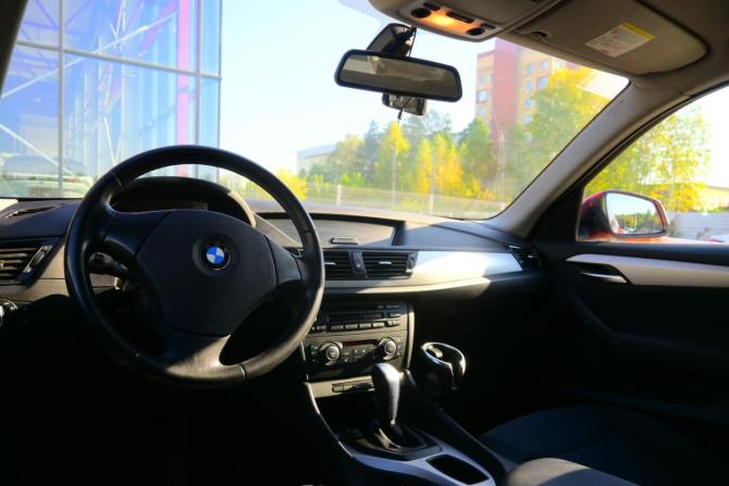 BMW X1 I (E84) Рестайлинг с пробегом 2013 года, цена 1 120 000 рублей, 150000 км, внедорожник, Автокод Объявления