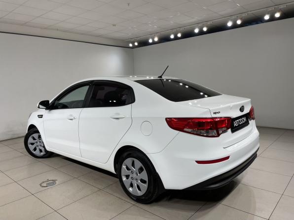 Kia Rio III с пробегом 2015 года, цена 949 000 рублей, 132868 км, седан, Автокод Объявления