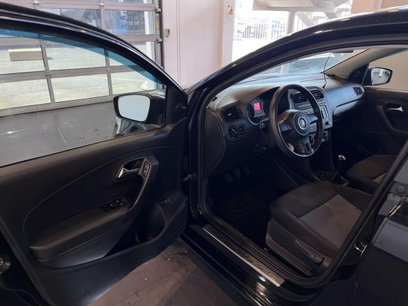 Volkswagen Polo V с пробегом 2011 года, цена 595 000 рублей, 224104 км, седан, Автокод Объявления
