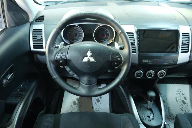 Mitsubishi Outlander II с пробегом 2008 года, цена 1 349 000 рублей, 237000 км, внедорожник, Автокод Объявления