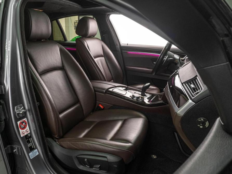BMW 5 серии VI (F10/F11/F07) Рестайлинг Тюмень  - изображение 17