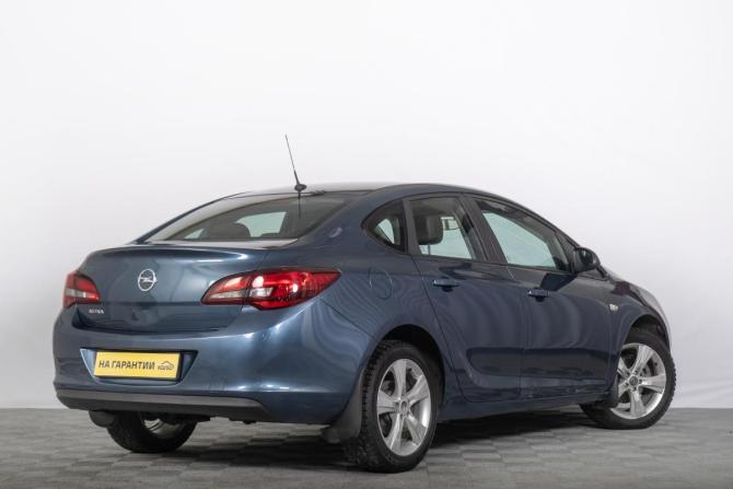 Opel Astra J Рестайлинг с пробегом 2012 года, цена 799 000 рублей, 133000 км, седан, Автокод Объявления
