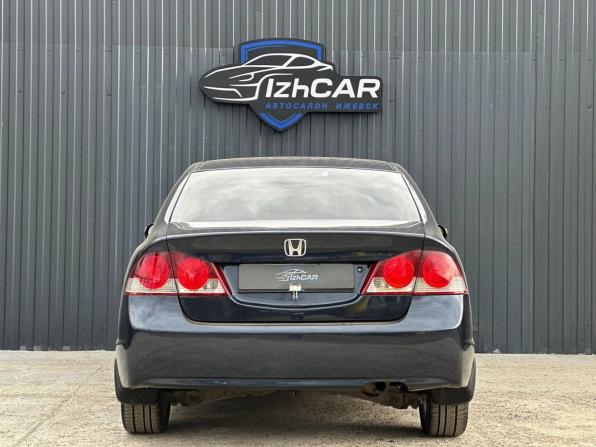 Honda Civic VIII с пробегом 2007 года, цена 599 000 рублей, 238300 км, седан, Автокод Объявления