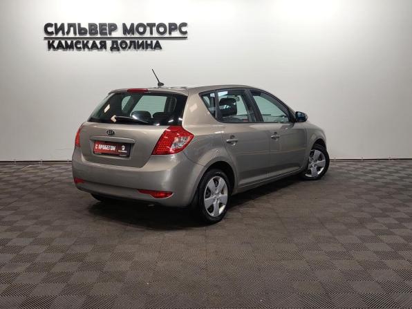 Kia Ceed I Рестайлинг с пробегом 2012 года, цена 750 000 рублей, 185610 км, хэтчбек, Автокод Объявления