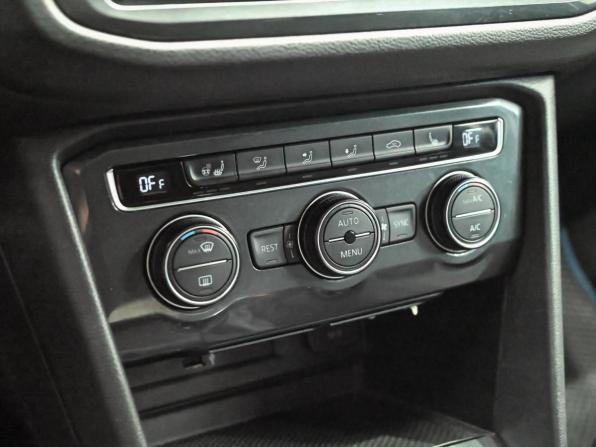 Volkswagen Tiguan II с пробегом 2018 года, цена 2 090 000 рублей, 164392 км, внедорожник, Автокод Объявления