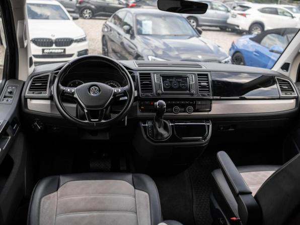 Volkswagen Multivan T6 с пробегом 2017 года, цена 5 699 000 рублей, 143413 км, минивэн, Автокод Объявления