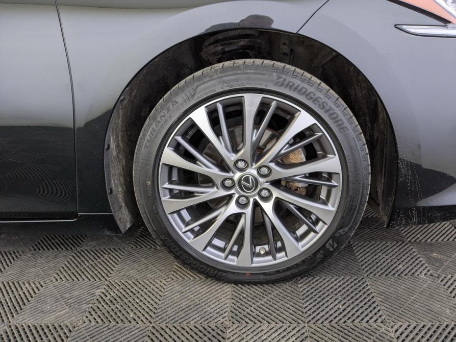 Lexus ES VII Москва  - изображение 18