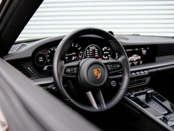 Porsche 911 VIII (992) с пробегом 2021 года, цена 17 439 000 рублей, 18871 км, купе, Автокод Объявления