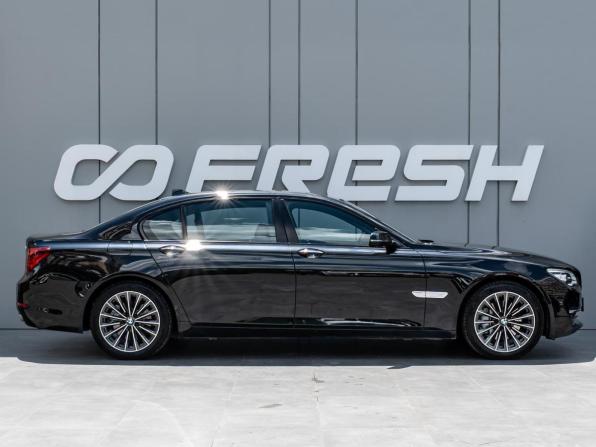 BMW 7 серии V (F01/F02/F04) Рестайлинг с пробегом 2015 года, цена 2 800 000 рублей, 236328 км, седан, Автокод Объявления