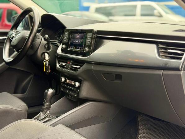 Skoda Rapid I Рестайлинг с пробегом 2020 года, цена 1 620 000 рублей, 110000 км, лифтбек, Автокод Объявления