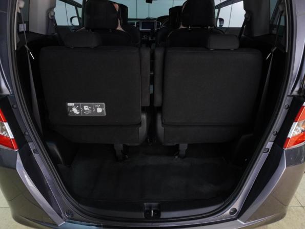 Honda Freed I Рестайлинг с пробегом 2014 года, цена 1 389 000 рублей, 117880 км, компактвэн, Автокод Объявления