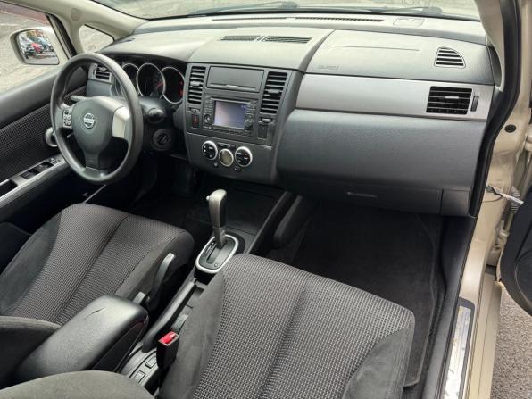 Nissan Tiida I Рестайлинг с пробегом 2010 года, цена 569 000 рублей, 179165 км, хэтчбек, Автокод Объявления