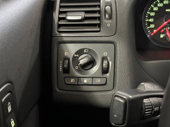 Volvo C30 I с пробегом 2008 года, цена 557 000 рублей, 247538 км, хэтчбек, Автокод Объявления