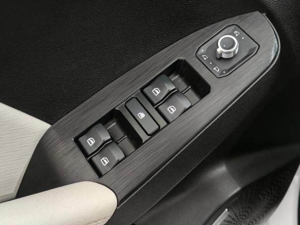 Haval Jolion I Рестайлинг с пробегом 2024 года, цена 2 099 000 рублей, 38161 км, внедорожник, Автокод Объявления