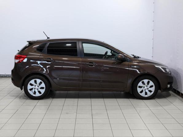 Kia Rio III Рестайлинг с пробегом 2016 года, цена 1 259 000 рублей, 107523 км, хэтчбек, Автокод Объявления