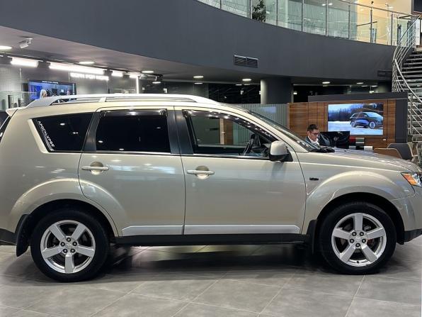 Mitsubishi Outlander II с пробегом 2008 года, цена 899 000 рублей, 223000 км, внедорожник, Автокод Объявления