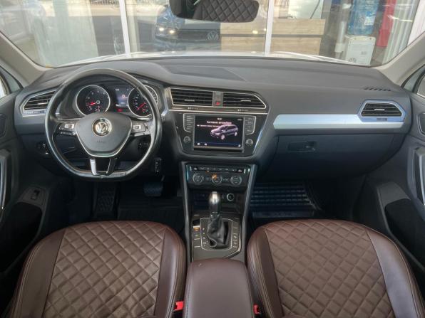 Volkswagen Tiguan II с пробегом 2017 года, цена 2 279 000 рублей, 98369 км, внедорожник, Автокод Объявления