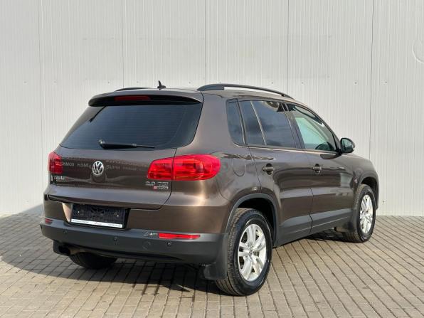 Volkswagen Tiguan I Рестайлинг с пробегом 2015 года, цена 1 439 000 рублей, 186000 км, внедорожник, Автокод Объявления