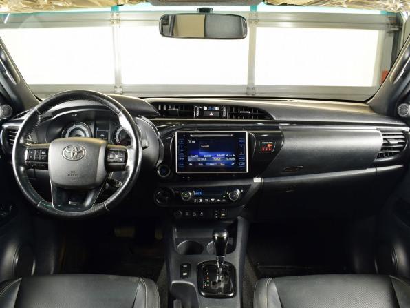 Toyota Hilux VIII с пробегом 2019 года, цена 3 284 995 рублей, 332757 км, offers.body_type.unknown, Автокод Объявления