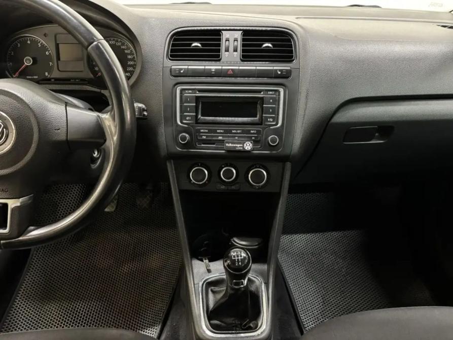 Volkswagen Polo V Саратов  - изображение 9