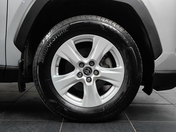 Toyota RAV4 V (XA50) с пробегом 2020 года, цена 2 956 000 рублей, 55622 км, внедорожник, Автокод Объявления