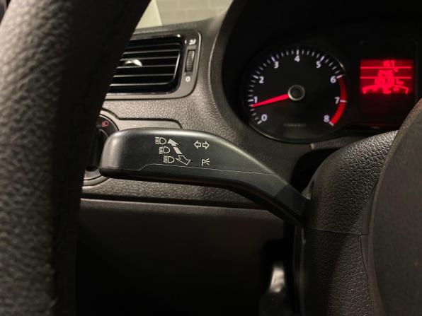 Volkswagen Polo V с пробегом 2011 года, цена 700 000 рублей, 125131 км, седан, Автокод Объявления