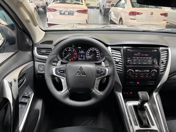Mitsubishi Pajero Sport III с пробегом 2019 года, цена 2 348 000 рублей, 252000 км, внедорожник, Автокод Объявления