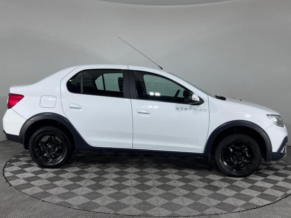 Renault Logan II Рестайлинг с пробегом 2020 года, цена 1 089 000 рублей, 120039 км, седан, Автокод Объявления