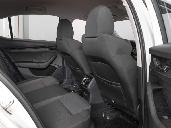 Skoda Octavia IV (A8) с пробегом 2021 года, цена 2 699 854 рубля, 36309 км, лифтбек, Автокод Объявления