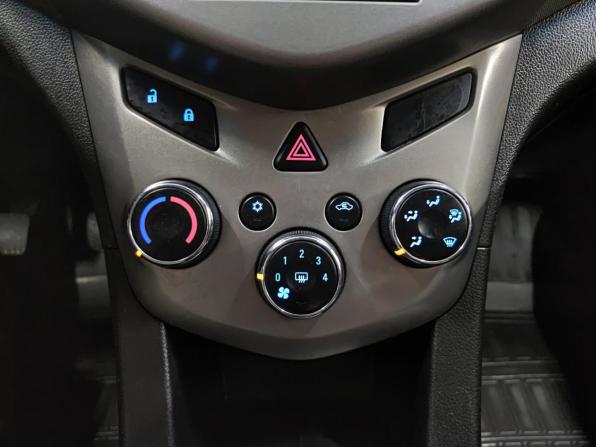 Chevrolet Aveo II с пробегом 2013 года, цена 560 000 рублей, 170623 км, седан, Автокод Объявления