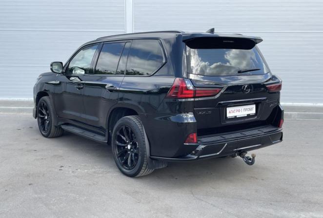 Lexus LX III Рестайлинг 2 с пробегом 2016 года, цена 6 517 000 рублей, 155471 км, внедорожник, Автокод Объявления