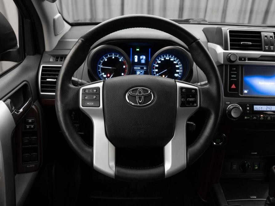 Toyota Land Cruiser Prado 150 Series Рестайлинг 1 Москва  - изображение 10