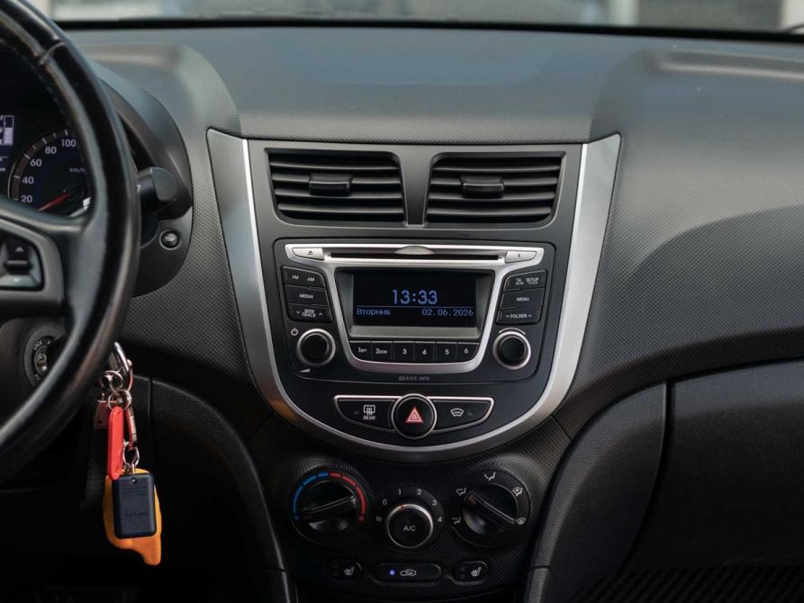 Hyundai Solaris I Рестайлинг Новосибирск  - изображение 14