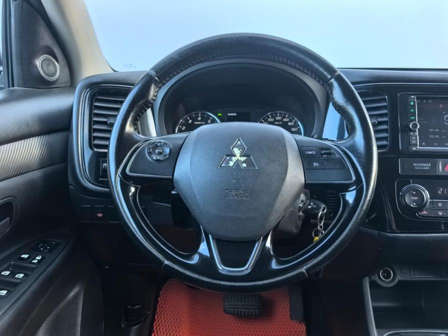 Mitsubishi Outlander III Рестайлинг 2 Санкт-Петербург  - изображение 12