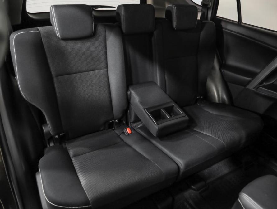 Toyota RAV4 IV (XA40) Рестайлинг Санкт-Петербург  - изображение 22