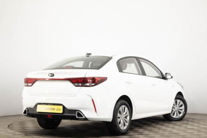 Kia Rio IV Рестайлинг с пробегом 2021 года, цена 999 000 рублей, 82484 км, седан, Автокод Объявления