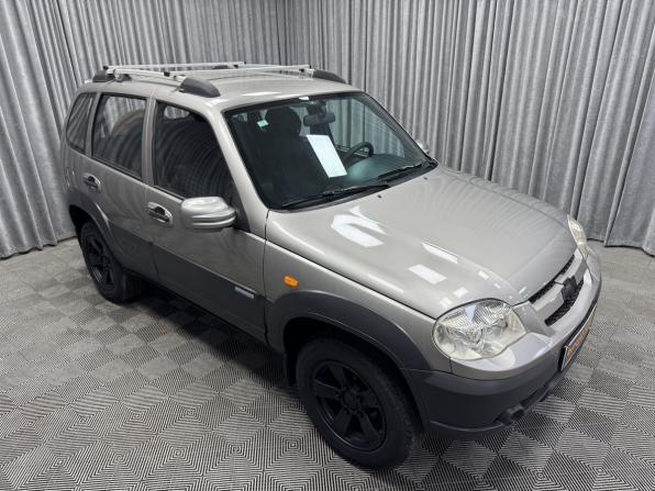 Chevrolet Niva I Рестайлинг с пробегом 2010 года, цена 497 000 рублей, 181078 км, внедорожник, Автокод Объявления