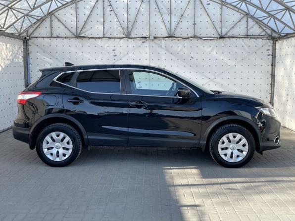 Nissan Qashqai II с пробегом 2018 года, цена 1 635 000 рублей, 148351 км, внедорожник, Автокод Объявления