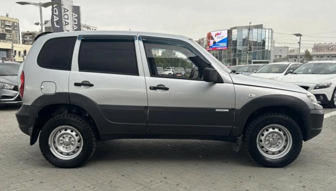 Chevrolet Niva I Рестайлинг с пробегом 2011 года, цена 365 000 рублей, 270000 км, внедорожник, Автокод Объявления
