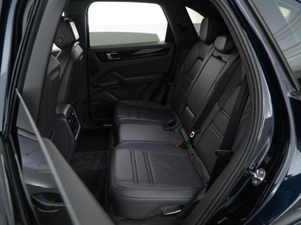 Porsche Cayenne III с пробегом 2018 года, цена 5 584 050 рублей, 127881 км, внедорожник, Автокод Объявления