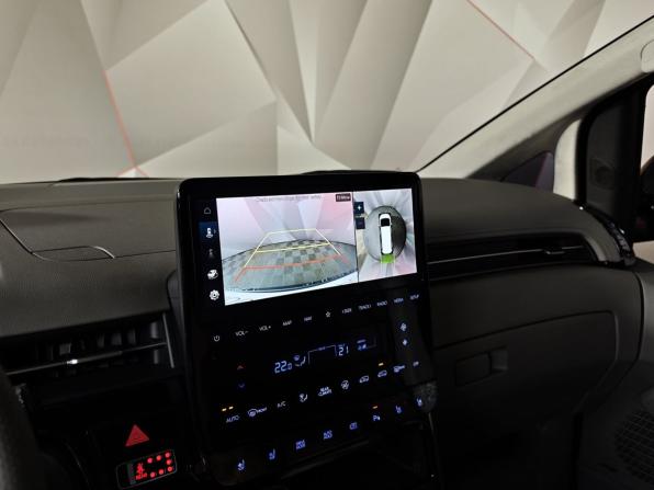 Hyundai Staria I с пробегом 2025 года, цена 8 760 000 рублей, 2864 км, минивэн, Автокод Объявления