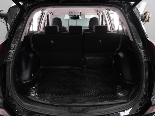 Toyota RAV4 IV (XA40) Рестайлинг с пробегом 2017 года, цена 1 569 000 рублей, 240910 км, внедорожник, Автокод Объявления