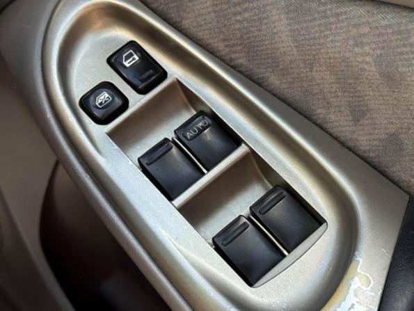 Nissan Sunny N16 с пробегом 2001 года, цена 379 000 рублей, 304791 км, седан, Автокод Объявления