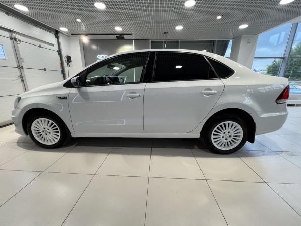 Volkswagen Polo V Рестайлинг с пробегом 2016 года, цена 739 000 рублей, 187000 км, седан, Автокод Объявления