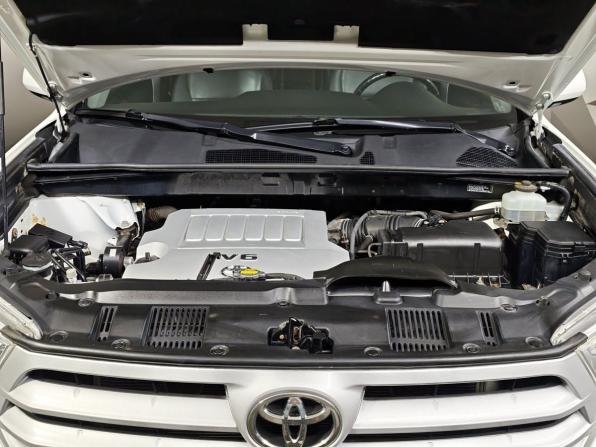 Toyota Highlander II (XU40) Рестайлинг с пробегом 2013 года, цена 1 655 000 рублей, 302928 км, внедорожник, Автокод Объявления