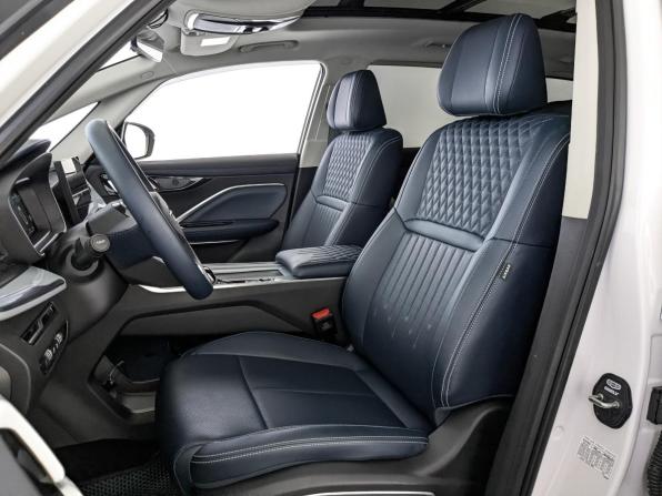 Geely Jiaji I Рестайлинг с пробегом 2024 года, цена 2 700 000 рублей, 9565 км, минивэн, Автокод Объявления
