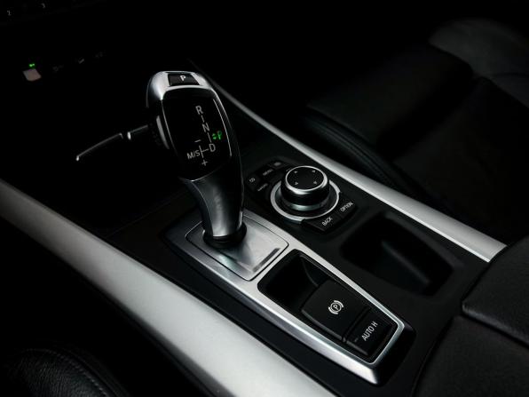 BMW X5 II (E70) Рестайлинг с пробегом 2011 года, цена 2 200 000 рублей, 234300 км, внедорожник, Автокод Объявления