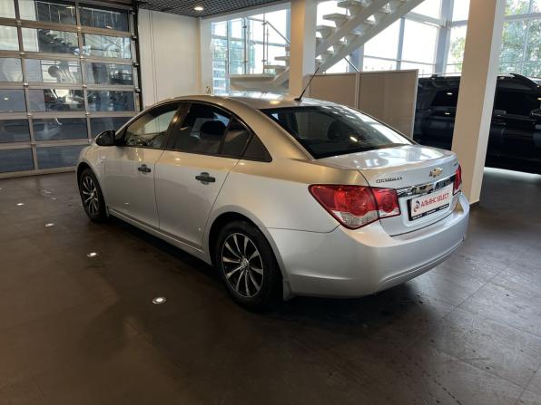 Chevrolet Cruze I с пробегом 2010 года, цена 635 000 рублей, 171801 км, седан, Автокод Объявления